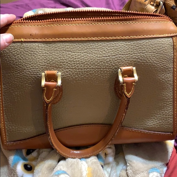 I’m back! -Vintage Dooney & Bourke - Picture 3 of 3